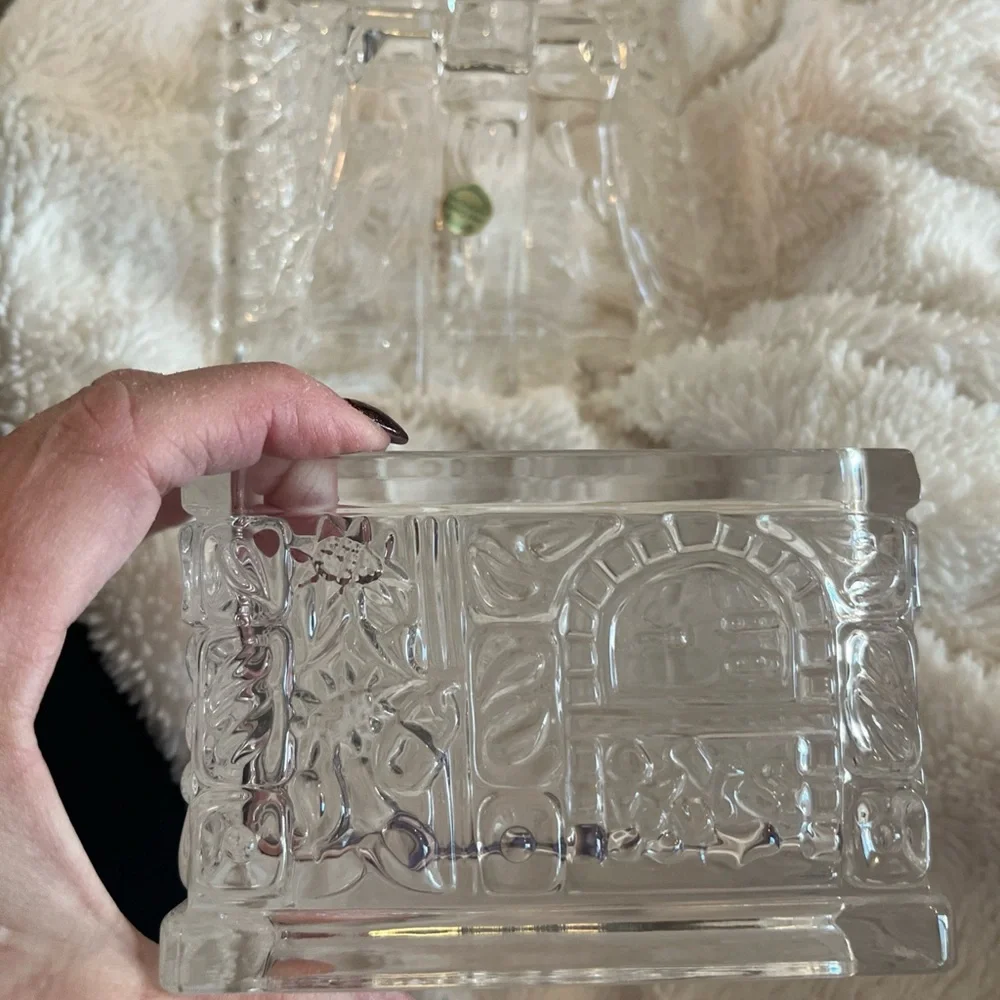 Williams Sonoma Glass Gingerbread House cookie jar